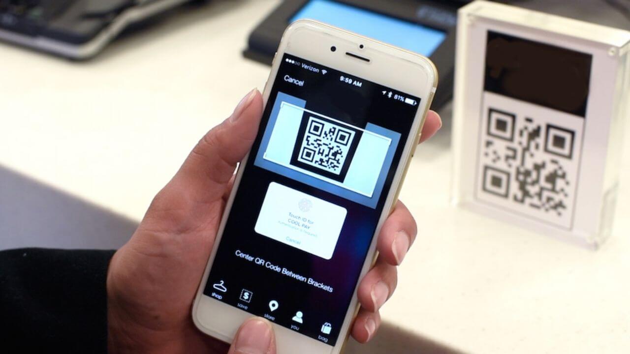Как производить оплату по qr. Оплата по QR. Платежи по QR коду. Система оплаты по QR коду. Система быстрых платежей по QR.